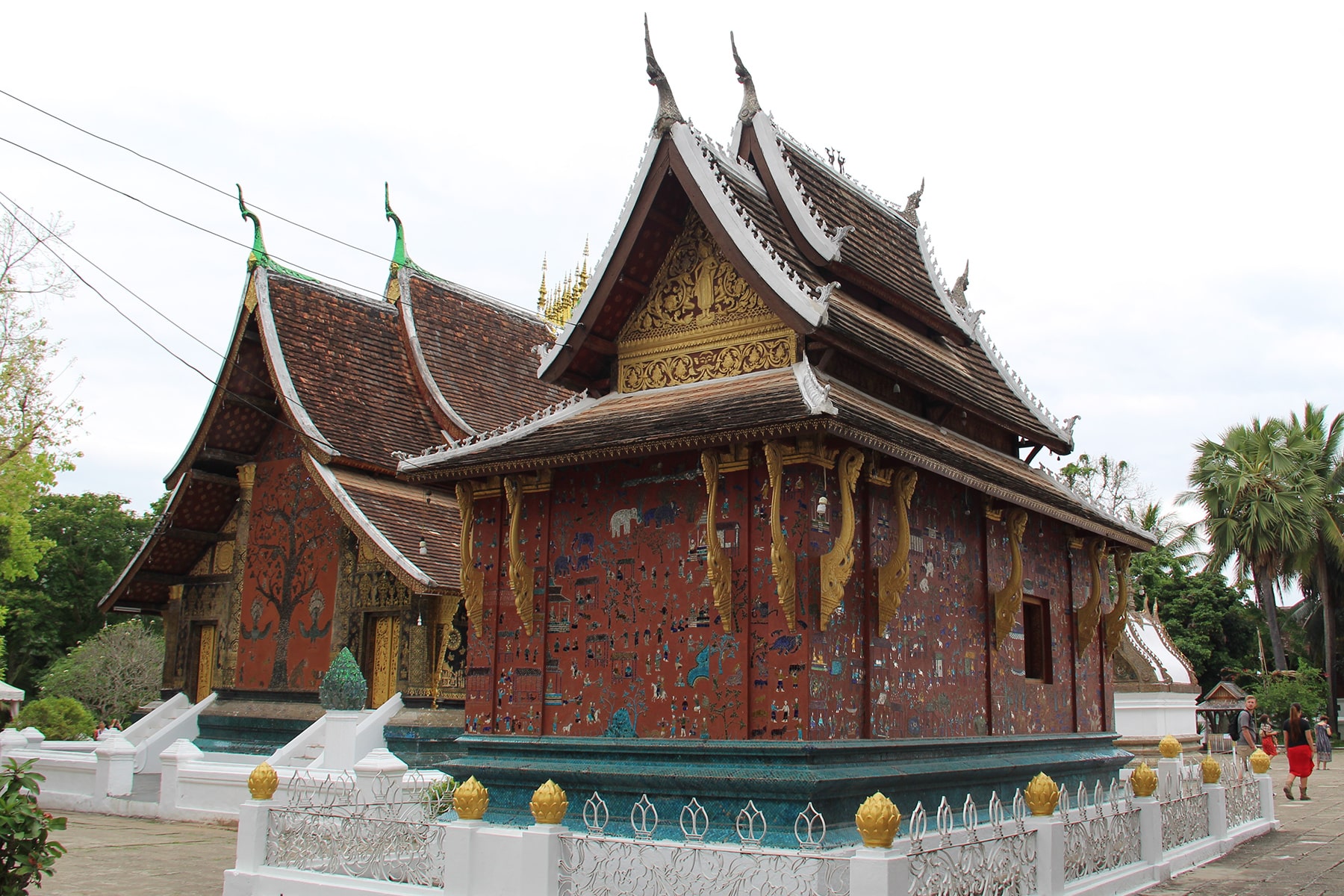 Deux chapelles décorées du Wat Xieng Thong à Luang Prabang, Laos