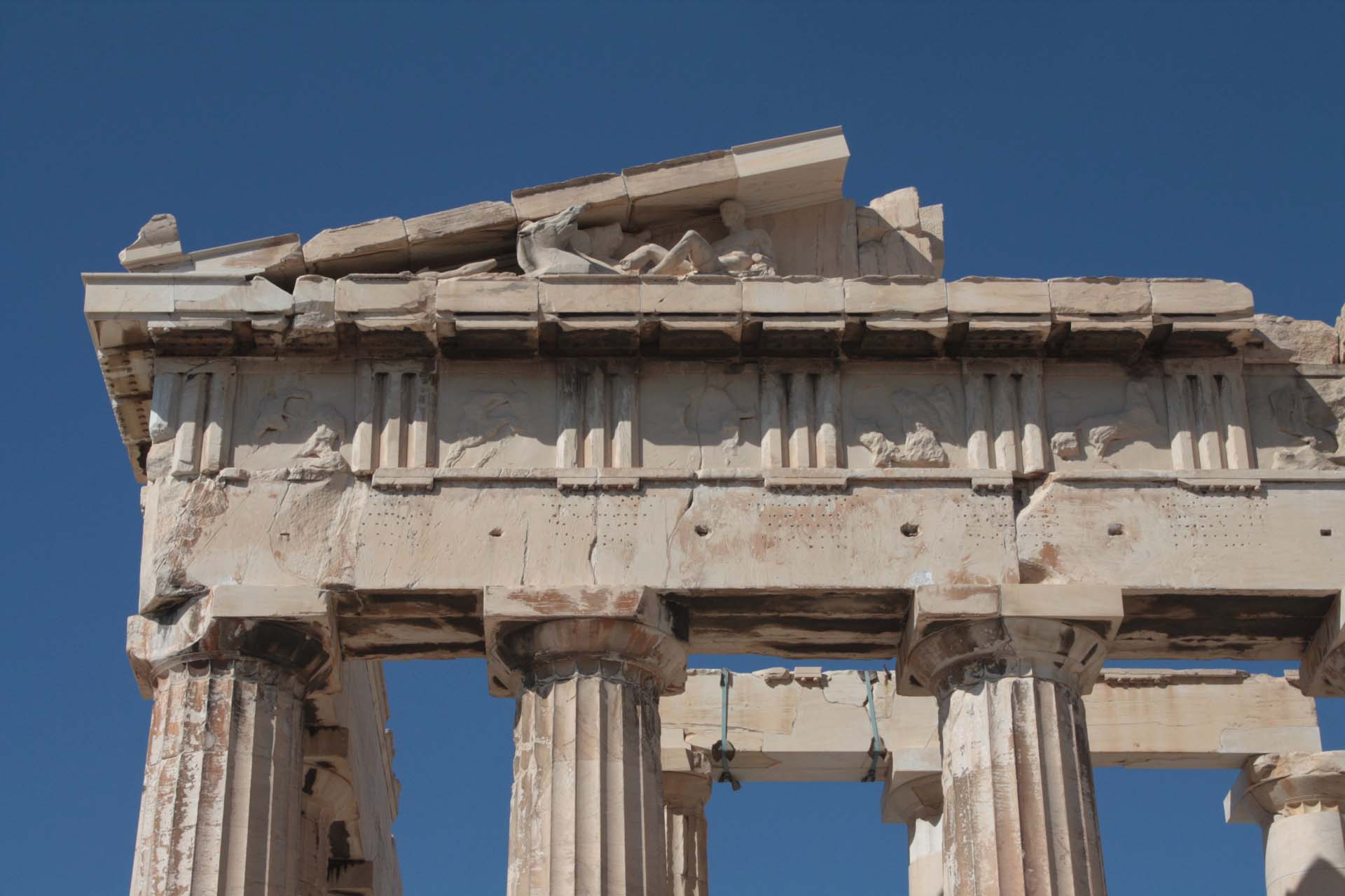 Métopes du Fronton Est du Parthénon sur l'Acropole d'Athènes