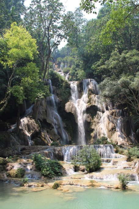 Les cascades principales de Kuang Si au Laos