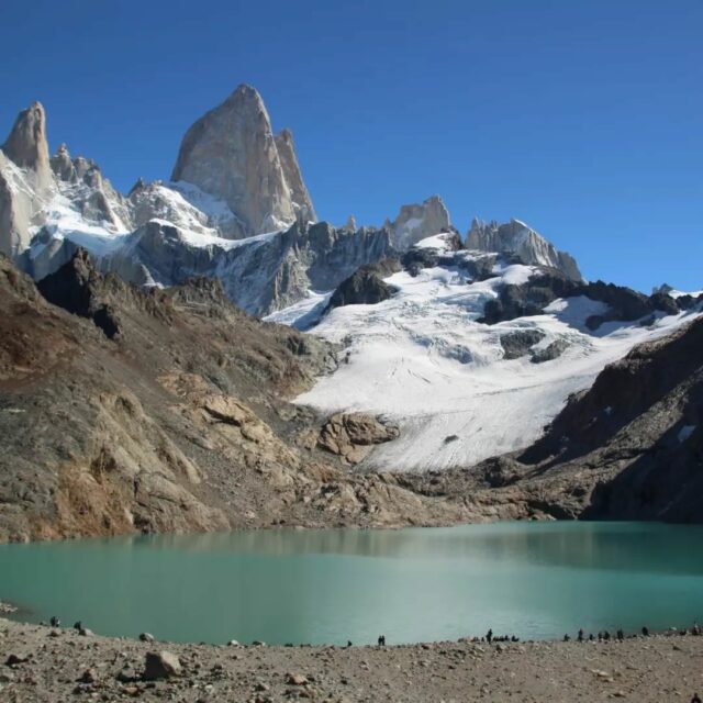 The gain, but first the pain. Laguna de los tres hike in El Chalten, 20 km back and forth in beautiful native woods with views of Fitz Roy mountain and glaciers. The problem is the last two kms! 😂