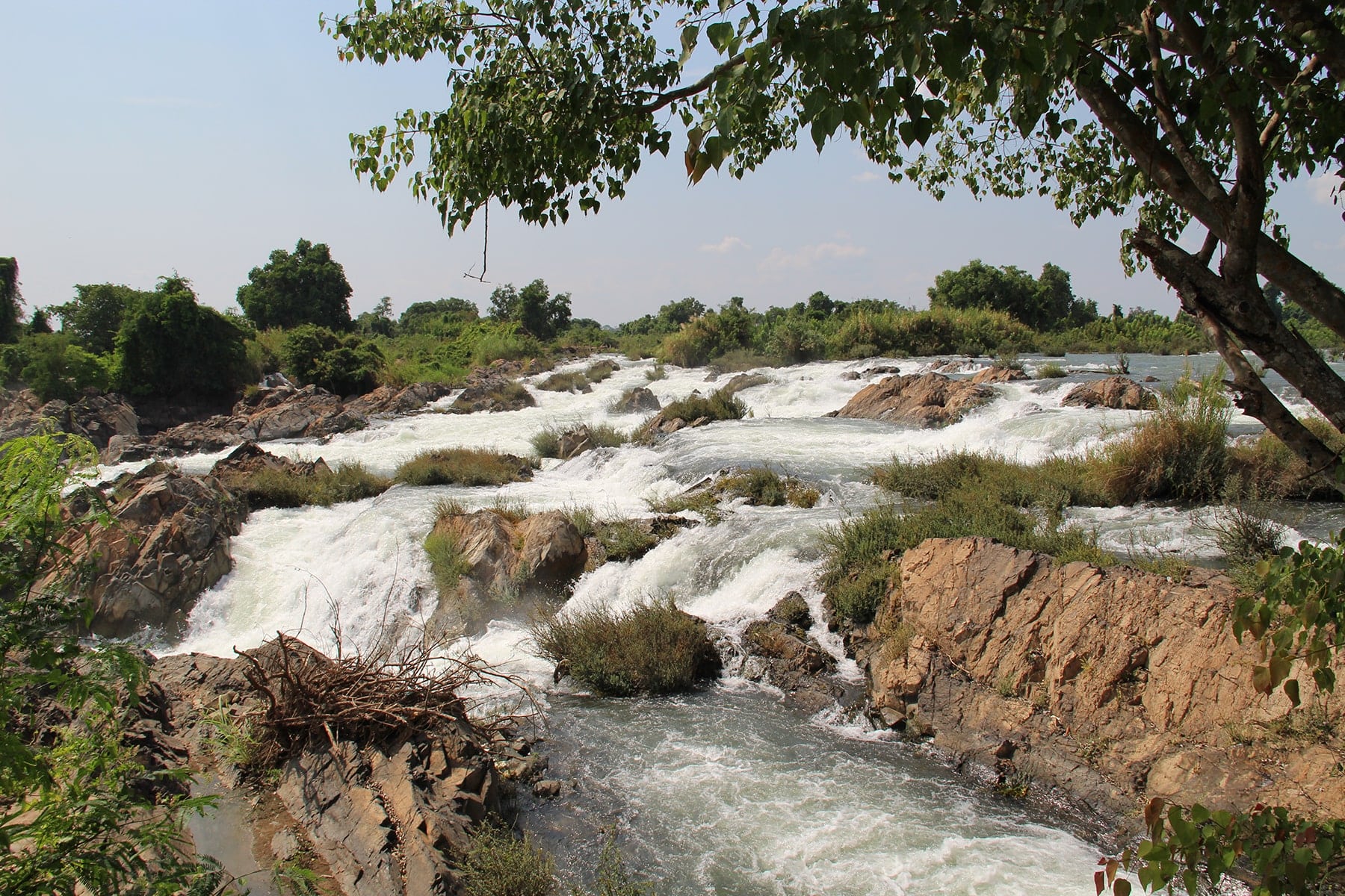 Les rapides de Tat Somphamit Si Phan Don, Laos