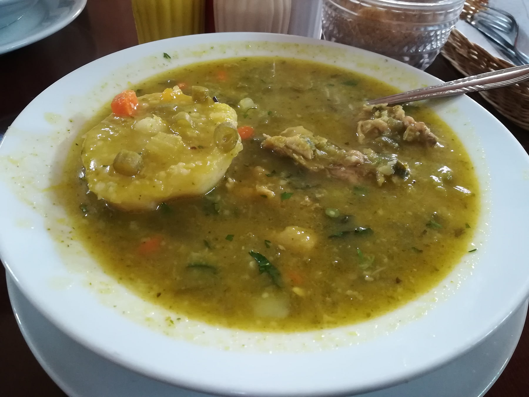 Soupe avec quinoa et poulet