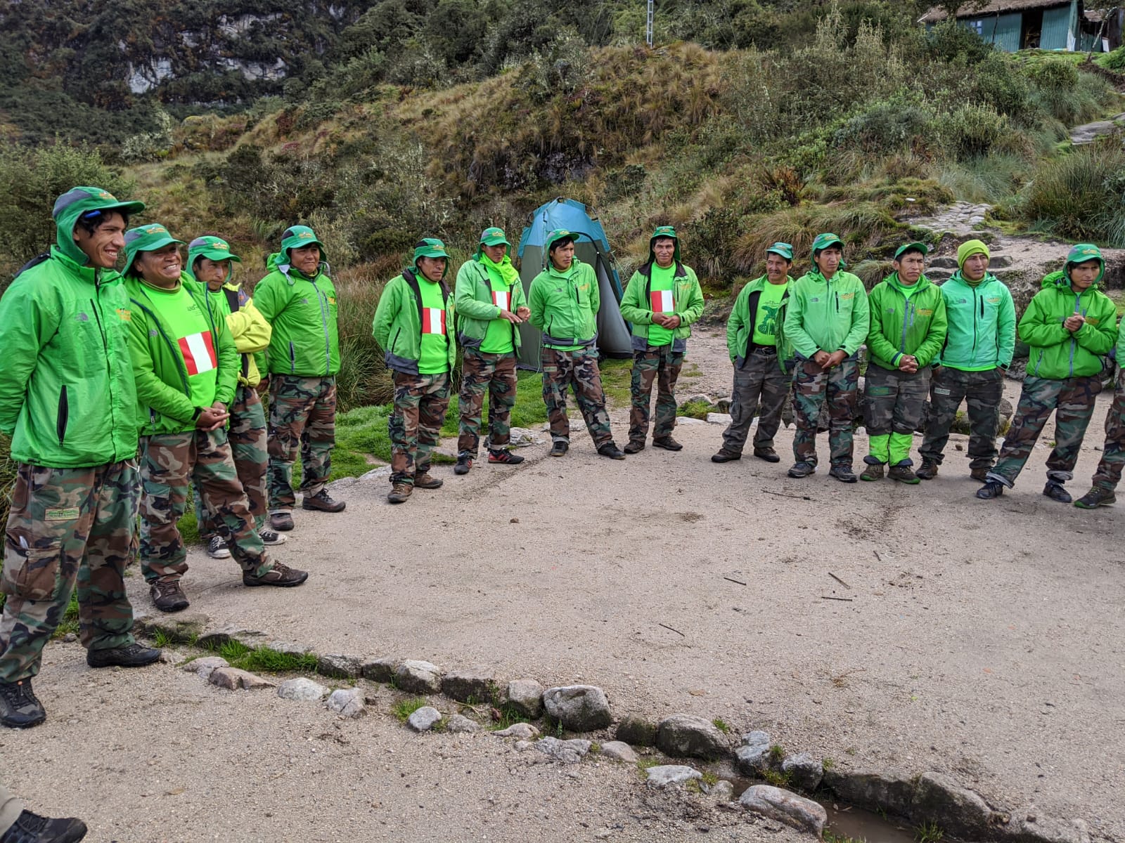 Une partie du personnel sur l'inca trail